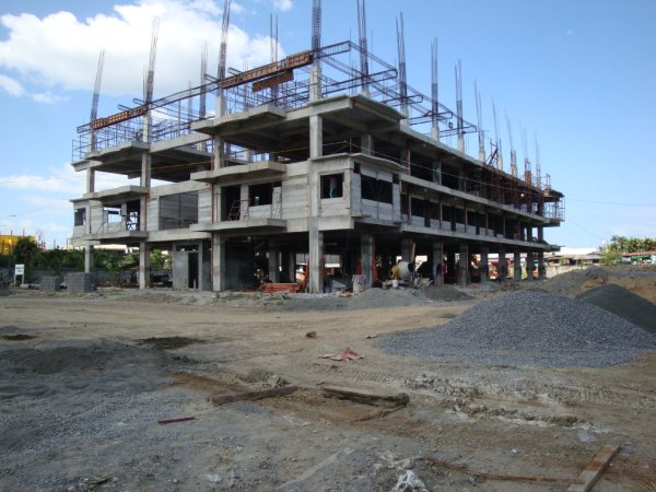 Image of the preparation of the 5th floor at Linmarr Towers Condominium Complex
